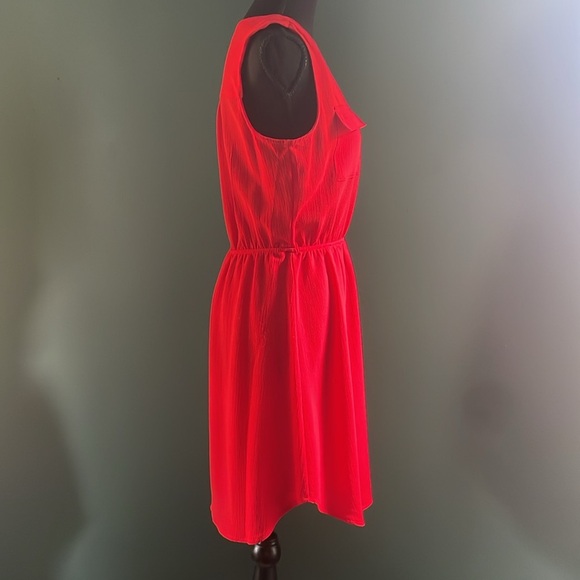 Monteau Red Dress - Picture 4 of 6